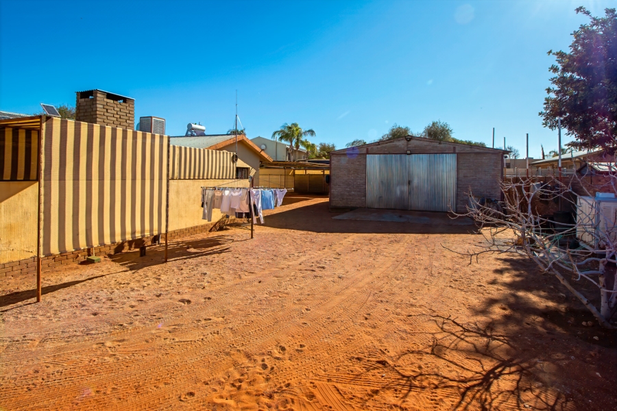 5 Bedroom Property for Sale in Blydeville Northern Cape